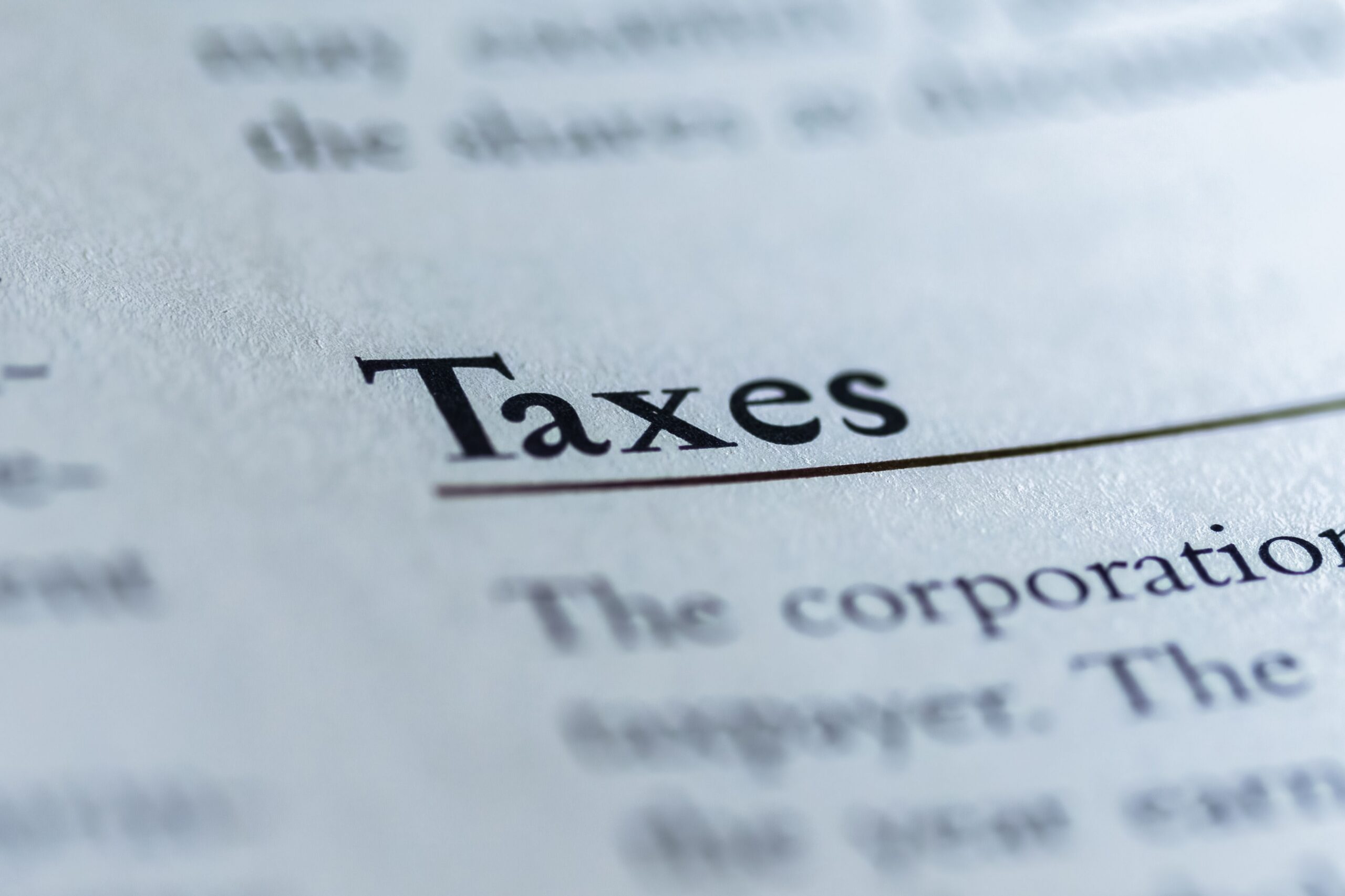 Professional definition breakdown explaining what is a tax consultant in Ireland. 